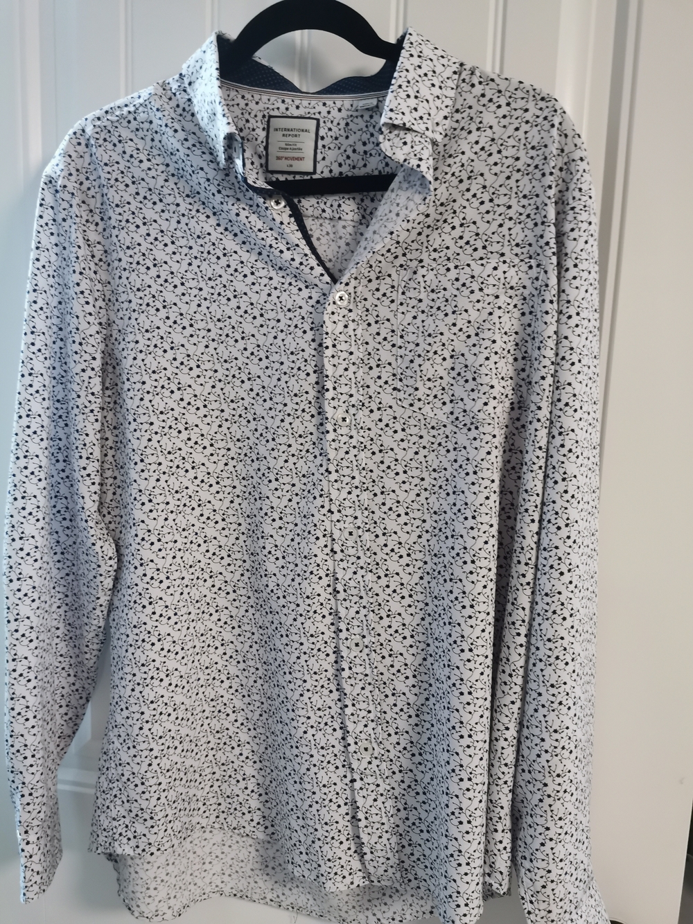 INC International Concepts White Shirt Jacket with Black Micro Print
